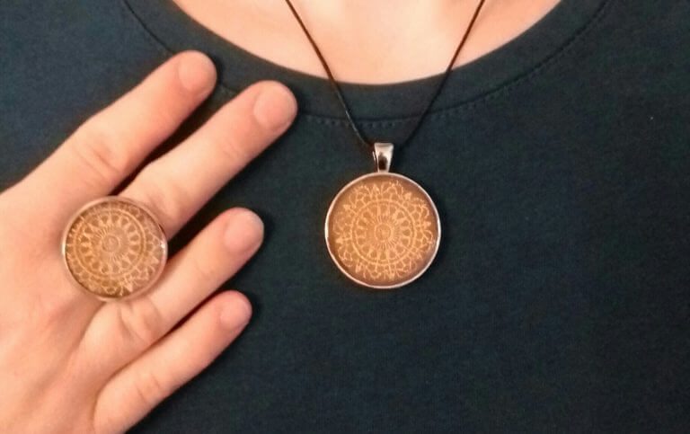 set nakita Mandala Svetloba