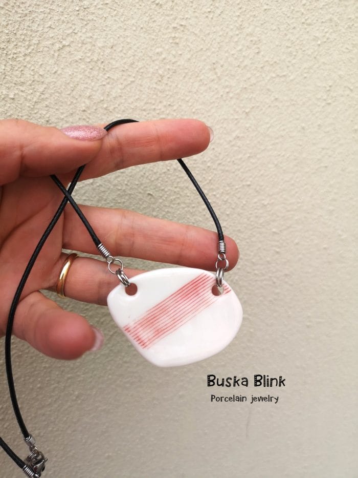 Porcelan ogrlica na črte Buska Blink