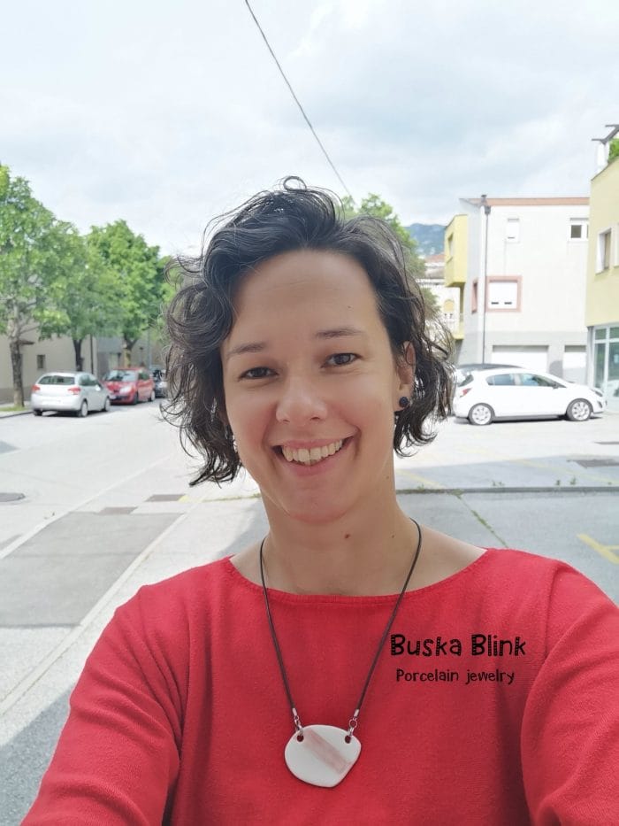 Porcelan ogrlica na črte Buska Blink - slika 2