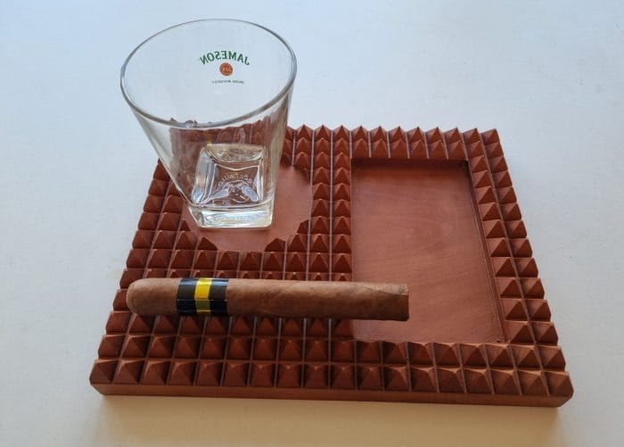 Servirni pladenj za cigare - slika 4