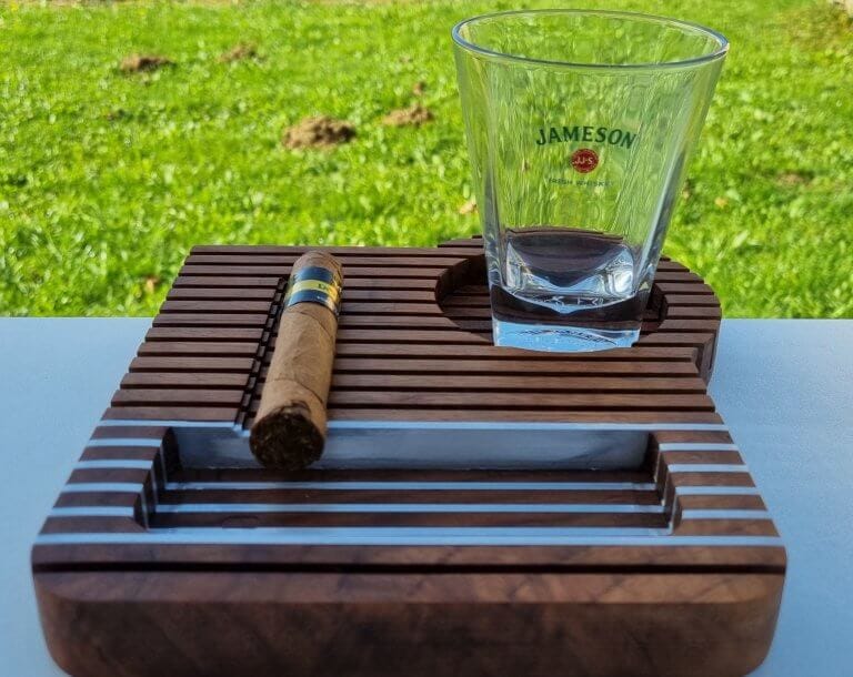 Unikaten servirni pladenj za pijaco in cigare - slika 6