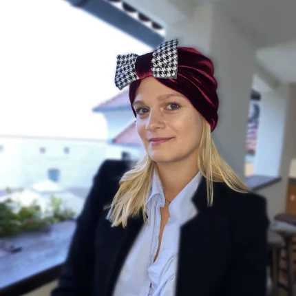 Turban s pepita mašnico