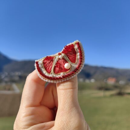 Broška ročno izdelana