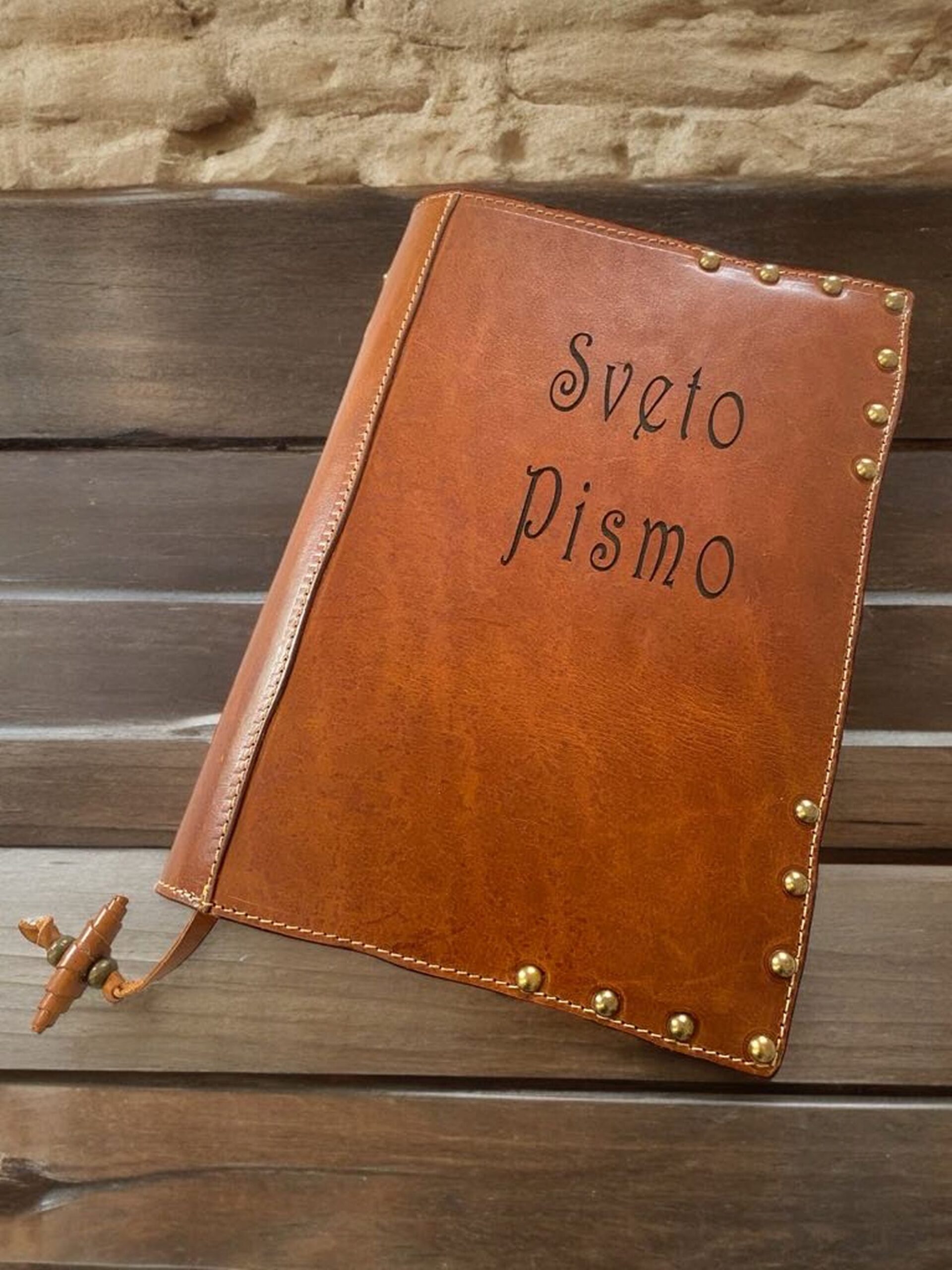 Usnjeni ovitek za Sveto pismo