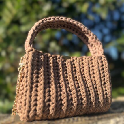 AMARA - kvačkana torbica