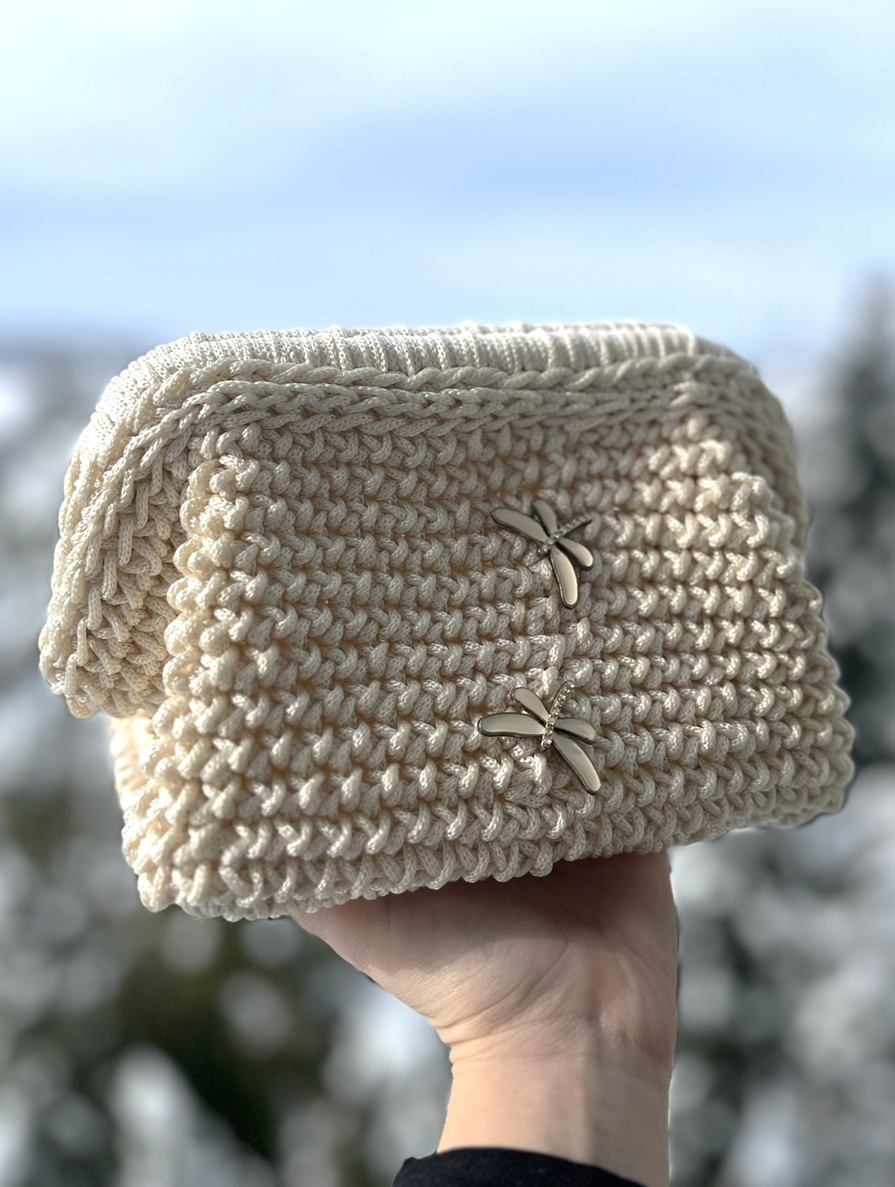 AURORA – kvačkana torbica - slika 3