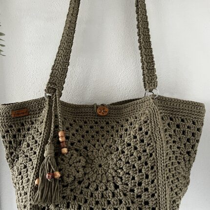 Kvačkana tote torba v zeleni barvi, ročno delo